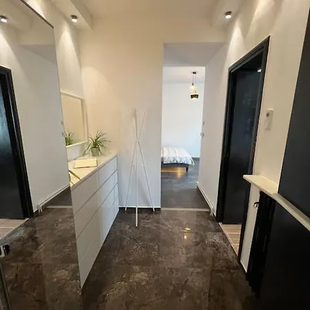 Unique & Special With Terrace In The Center Apartment