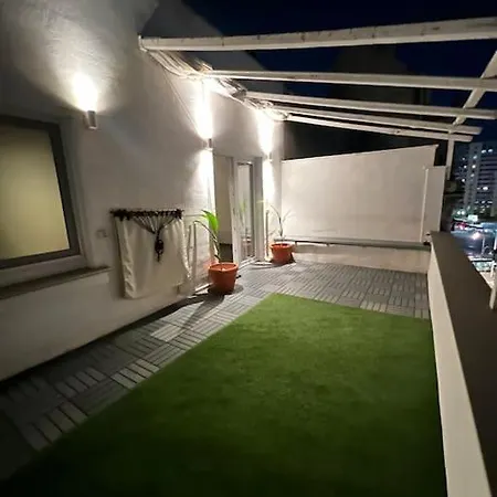 Unique & Special With Terrace In The Center Апартаменти Бухарест